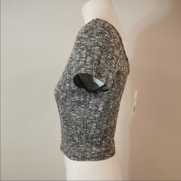 Super comfy stretch crop top in grey - Picture 3 of 4